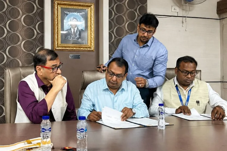 Brainware University formally signed an MoU with The Asiatic Society